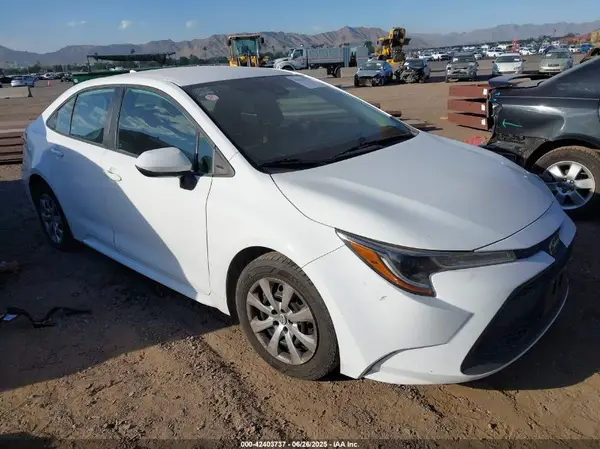 5YFEPMAE9NP276502 2022 TOYOTA COROLLA - Image 1