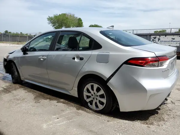 5YFEPMAE9NP278136 2022 TOYOTA COROLLA - Image 2