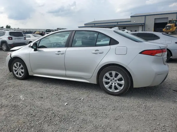 5YFEPMAE9NP284373 2022 TOYOTA COROLLA - Image 2