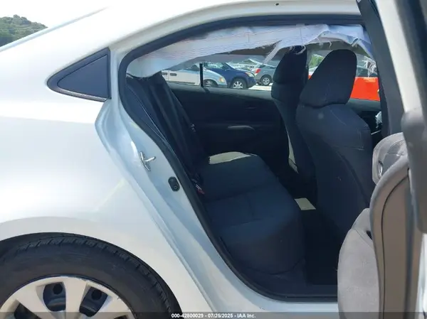 5YFEPMAE9NP288116 2022 TOYOTA COROLLA - Image 8