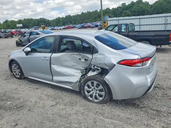 5YFEPMAE9NP292537 2022 TOYOTA COROLLA - Image 2