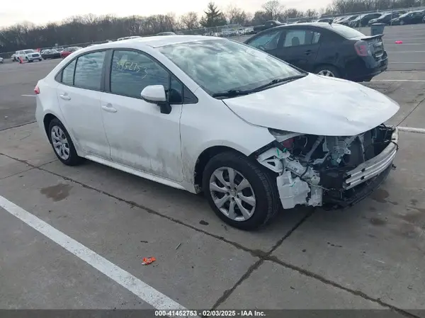 5YFEPMAE9NP296295 2022 TOYOTA COROLLA - Image 1