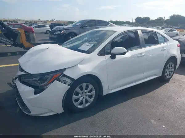 5YFEPMAE9NP298791 2022 TOYOTA COROLLA - Image 2