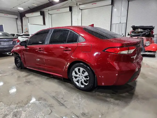 5YFEPMAE9NP298841 2022 TOYOTA COROLLA - Image 2
