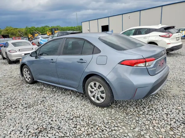5YFEPMAE9NP304024 2022 TOYOTA COROLLA - Image 2