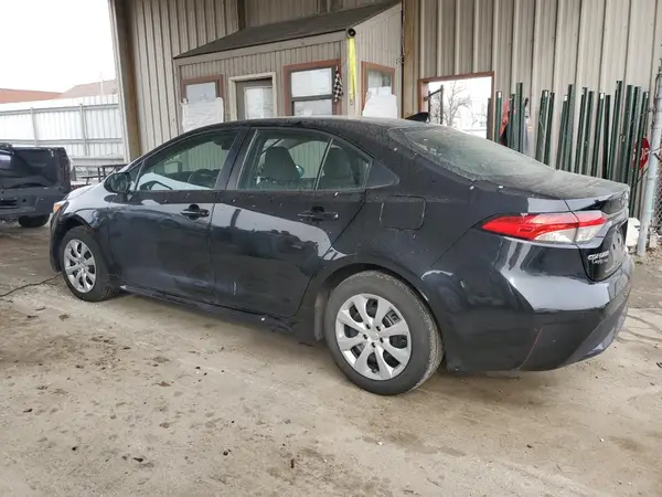 5YFEPMAE9NP305318 2022 TOYOTA COROLLA - Image 2