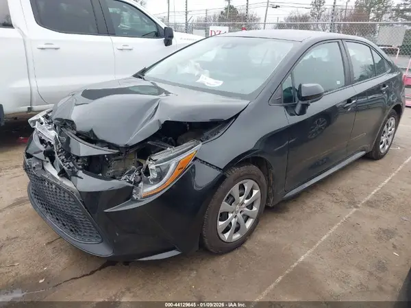 5YFEPMAE9NP310471 2022 TOYOTA COROLLA - Image 2