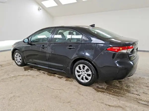 5YFEPMAE9NP312530 2022 TOYOTA COROLLA - Image 2