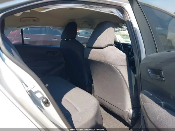 5YFEPMAE9NP313130 2022 TOYOTA COROLLA - Image 8