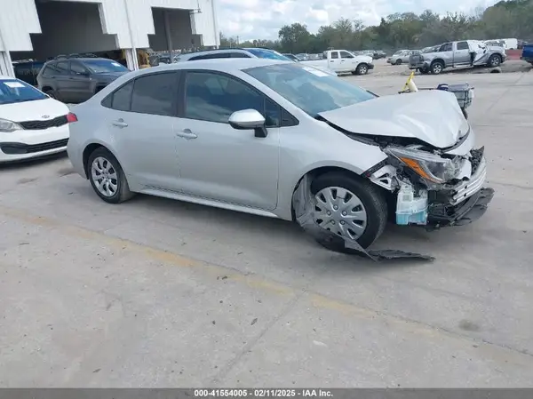 5YFEPMAE9NP314259 2022 TOYOTA COROLLA - Image 1