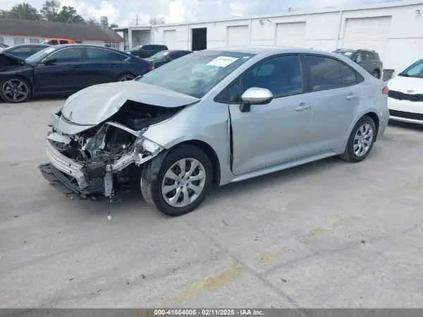 5YFEPMAE9NP314259 2022 TOYOTA COROLLA - Image 2