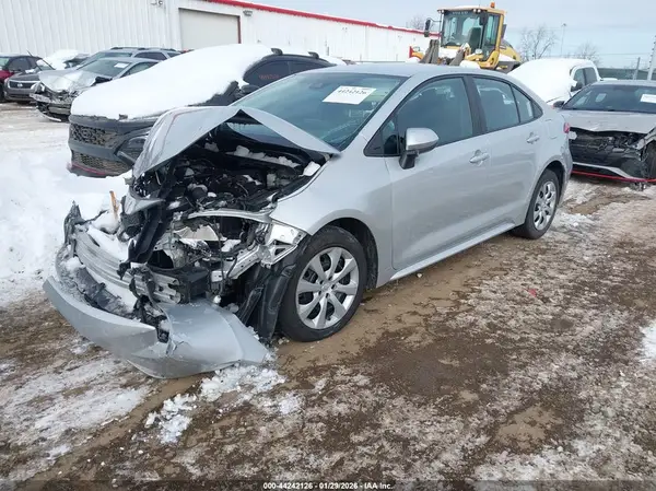 5YFEPMAE9NP324970 2022 TOYOTA COROLLA - Image 2