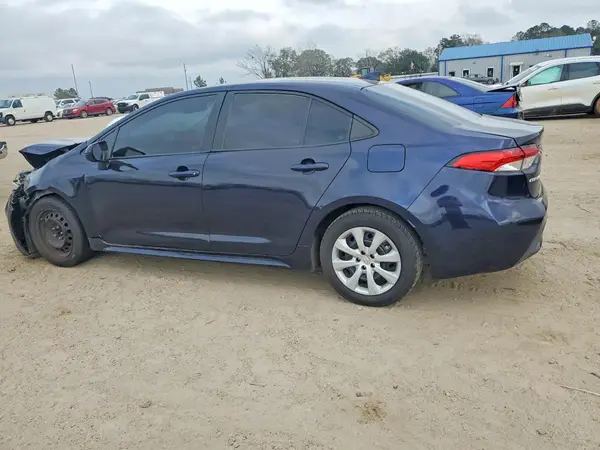 5YFEPMAE9NP327397 2022 TOYOTA COROLLA - Image 2