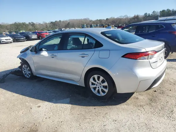 5YFEPMAE9NP327738 2022 TOYOTA COROLLA - Image 2