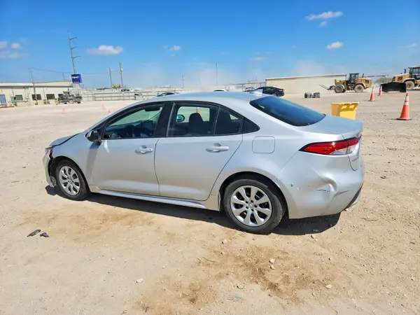 5YFEPMAE9NP330624 2022 TOYOTA COROLLA - Image 2