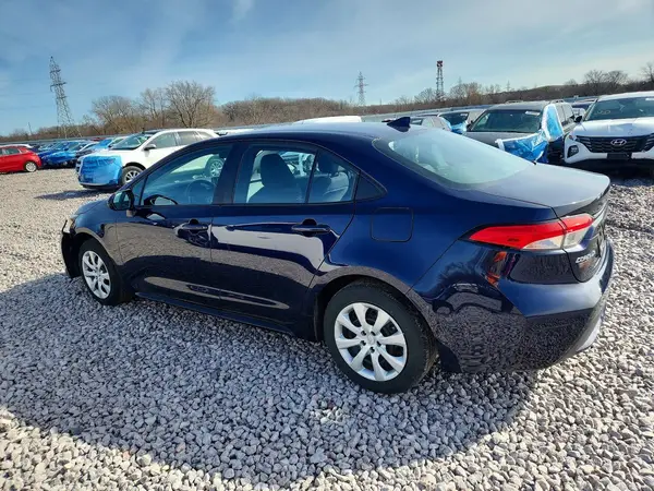 5YFEPMAE9NP333264 2022 TOYOTA COROLLA - Image 2