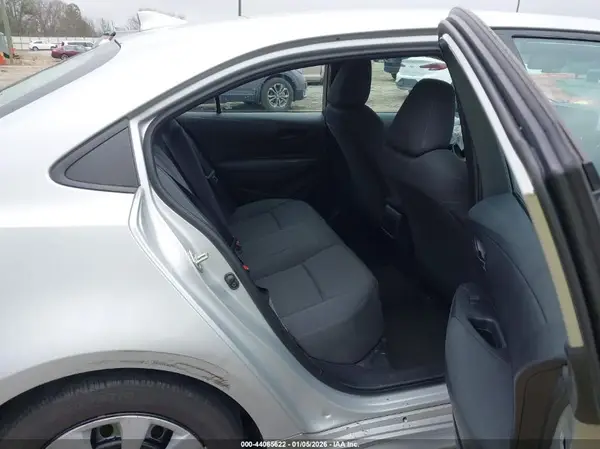 5YFEPMAE9NP334561 2022 TOYOTA COROLLA - Image 8