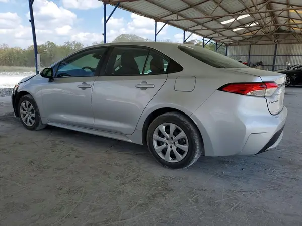 5YFEPMAE9NP337086 2022 TOYOTA COROLLA - Image 2