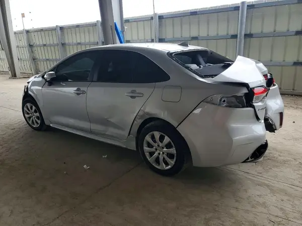 5YFEPMAE9NP349917 2022 TOYOTA COROLLA - Image 2