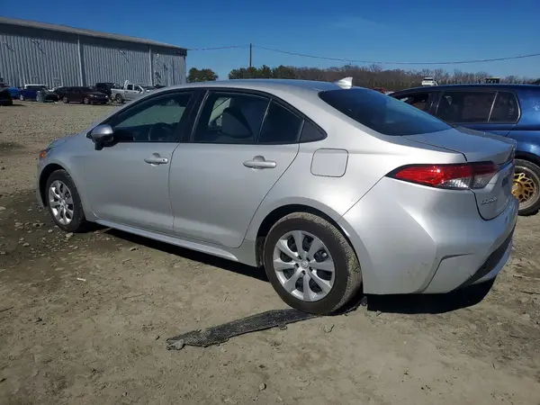 5YFEPMAE9NP359511 2022 TOYOTA COROLLA - Image 2