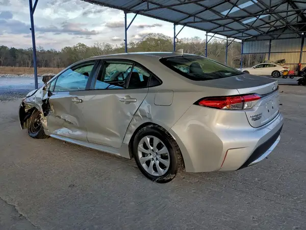 5YFEPMAE9NP361503 2022 TOYOTA COROLLA - Image 2