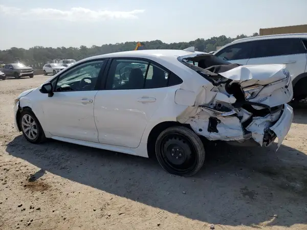 5YFEPMAE9NP368158 2022 TOYOTA COROLLA - Image 2