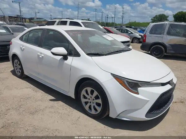 5YFEPMAE9NP368709 2022 TOYOTA COROLLA - Image 1