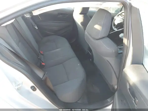 5YFEPMAE9NP384151 2022 TOYOTA COROLLA - Image 8