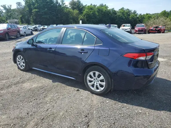 5YFEPMAE9NP388541 2022 TOYOTA COROLLA - Image 2