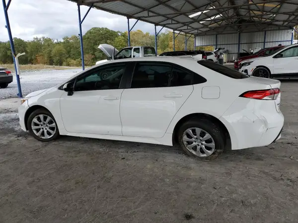 5YFEPMAE9NP389219 2022 TOYOTA COROLLA - Image 2