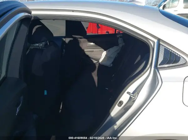 5YFEPMAEXMP158330 2021 TOYOTA COROLLA - Image 8