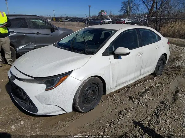 5YFEPMAEXMP160286 2021 TOYOTA COROLLA - Image 2