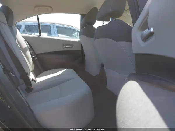 5YFEPMAEXMP161048 2021 TOYOTA COROLLA - Image 8