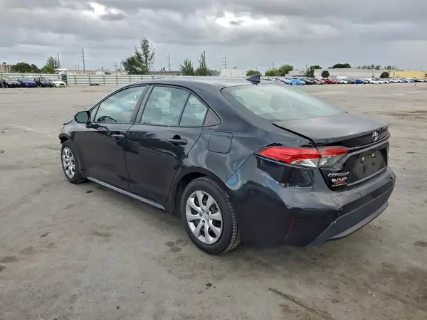 5YFEPMAEXMP176620 2021 TOYOTA COROLLA - Image 2