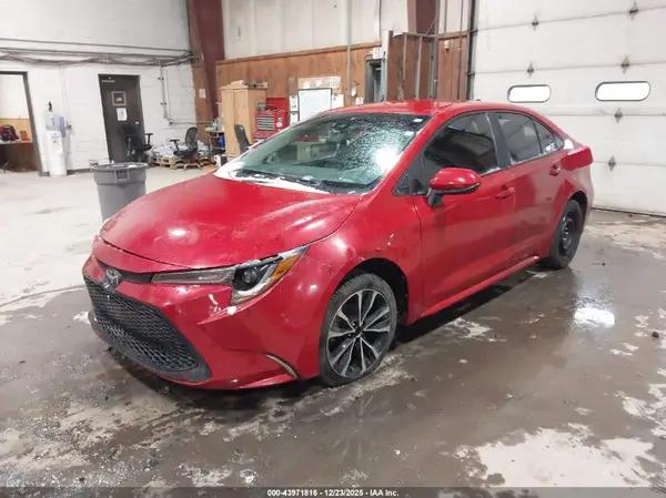 5YFEPMAEXMP182188 2021 TOYOTA COROLLA - Image 2