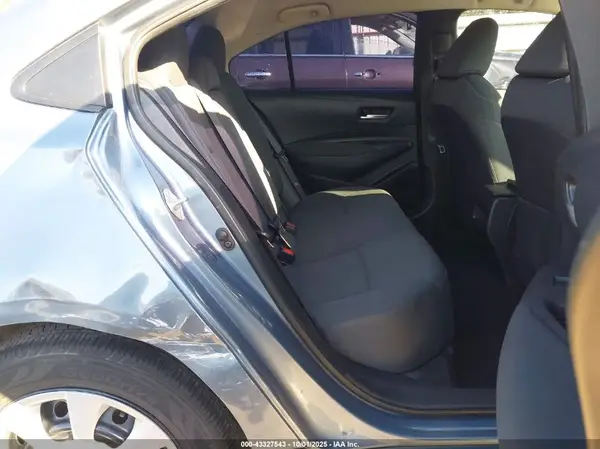 5YFEPMAEXMP183860 2021 TOYOTA COROLLA - Image 8
