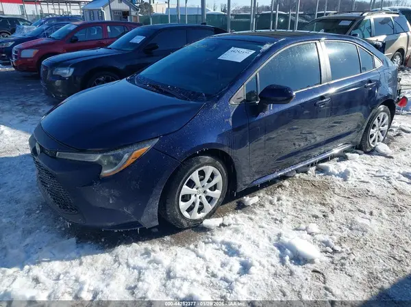 5YFEPMAEXMP184572 2021 TOYOTA COROLLA - Image 2