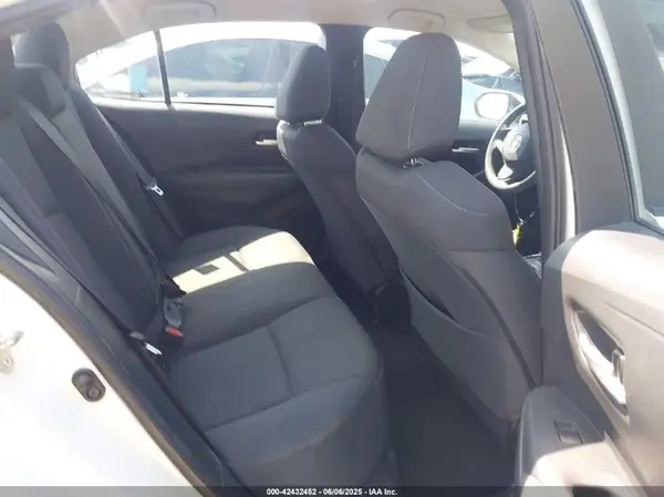 5YFEPMAEXMP185270 2021 TOYOTA COROLLA - Image 8