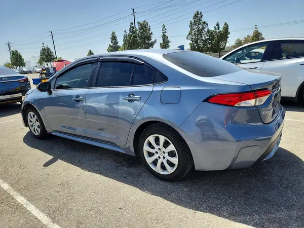 5YFEPMAEXMP206621 2021 TOYOTA COROLLA - Image 2