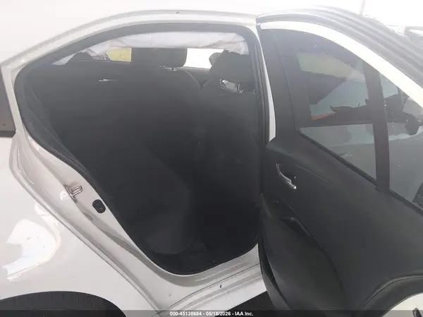 5YFEPMAEXMP209910 2021 TOYOTA COROLLA - Image 8