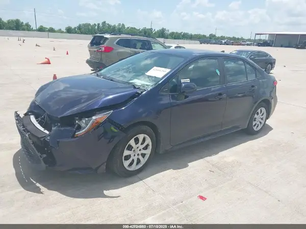 5YFEPMAEXMP216792 2021 TOYOTA COROLLA - Image 2