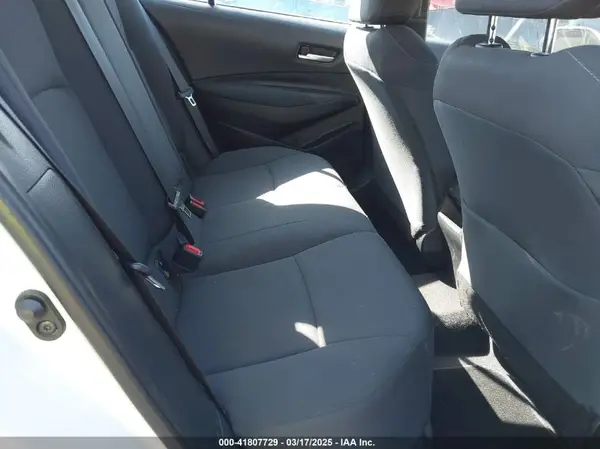 5YFEPMAEXMP218008 2021 TOYOTA COROLLA - Image 8