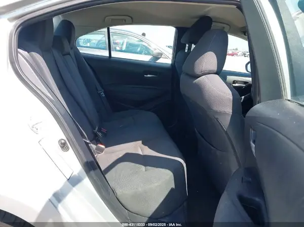 5YFEPMAEXMP218400 2021 TOYOTA COROLLA - Image 8