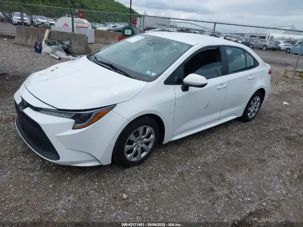 5YFEPMAEXMP223354 2021 TOYOTA COROLLA - Image 2