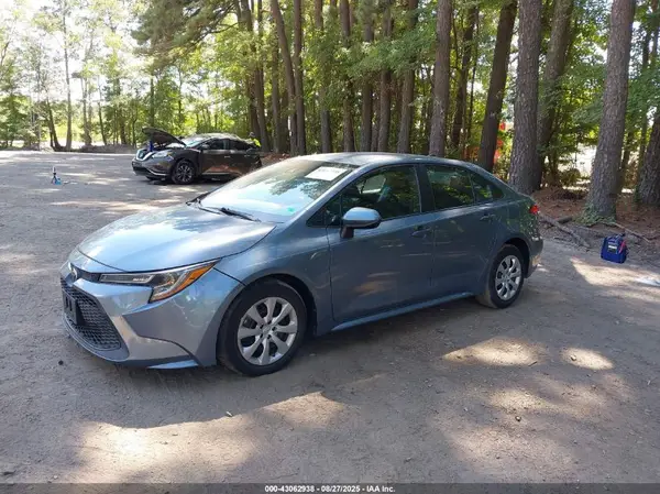 5YFEPMAEXMP224925 2021 TOYOTA COROLLA - Image 2