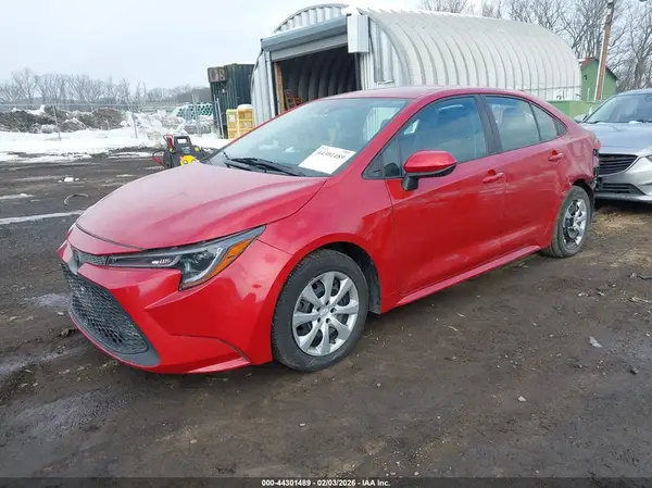5YFEPMAEXMP233432 2021 TOYOTA COROLLA - Image 2