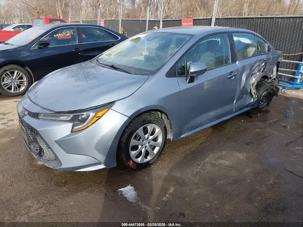5YFEPMAEXMP243328 2021 TOYOTA COROLLA - Image 2