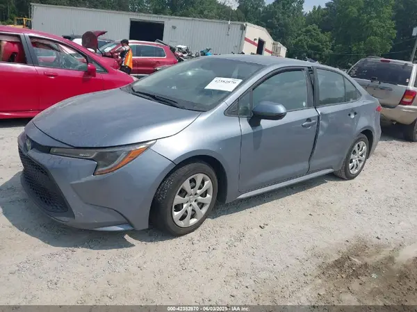 5YFEPMAEXMP243507 2021 TOYOTA COROLLA - Image 2