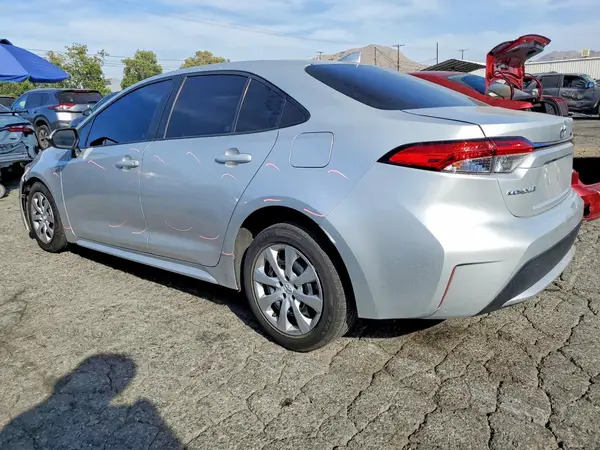 5YFEPMAEXMP246231 2021 TOYOTA COROLLA - Image 2