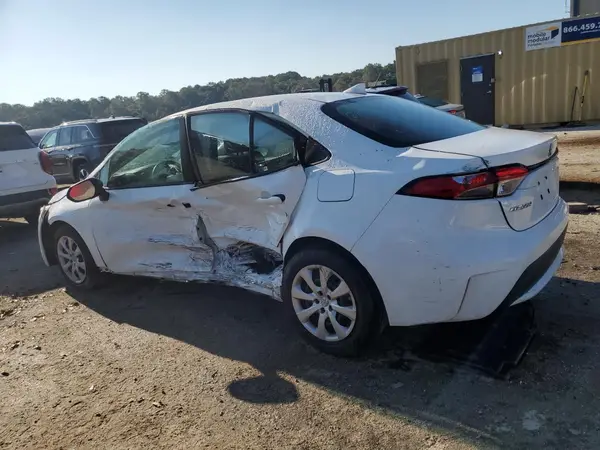 5YFEPMAEXMP247136 2021 TOYOTA COROLLA - Image 2